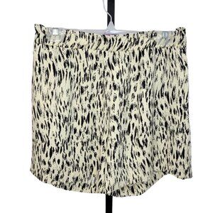 Cleo High  Waist Pocket Light Shorts